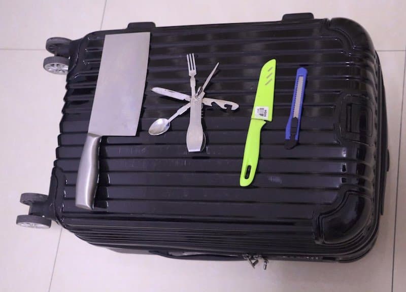 Rules for Knives and other Sharp Objects in Carry-on Baggage