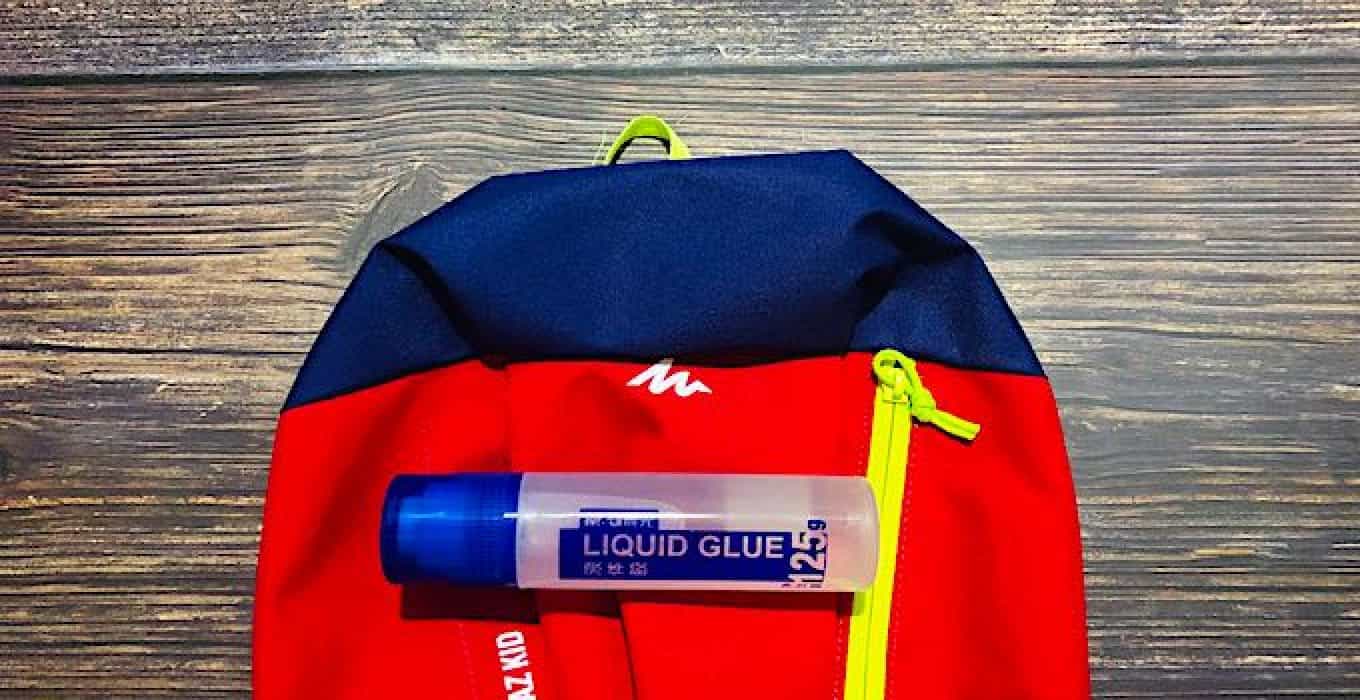 GLUE in Hand Luggage (Rules, Quantity & Tips)