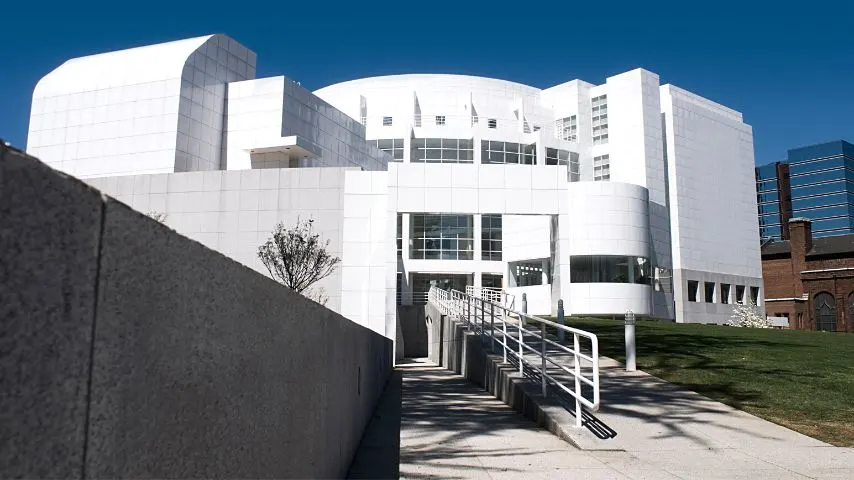 Aside from the Centennial Olympic Park, you'll also find in Atlanta the High Museum of Art, one of the largest visual museums in the USA.