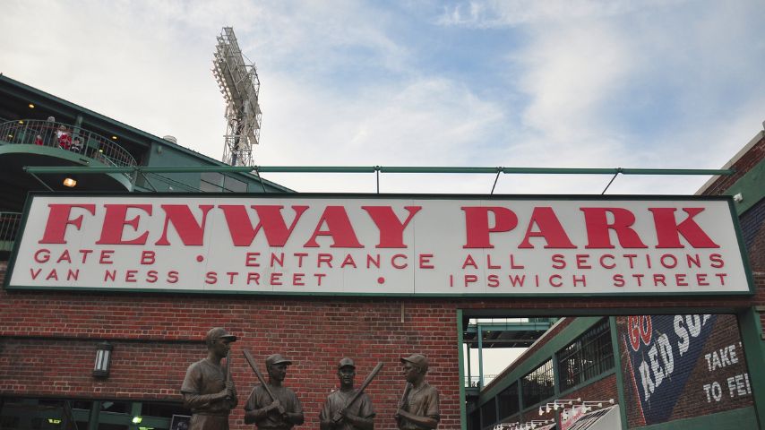Fenway Park is the U.S.' oldest baseball stadium, with its opening dated in 1912.