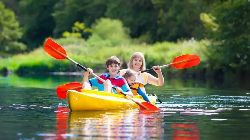 One of the various activities that families can enjoy in Flower Mound is kayaking.