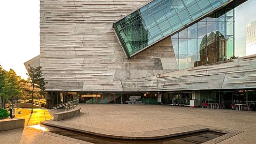One of the main attractions in Victory Park, Dallas is the Perot Museum of Nature and Science.