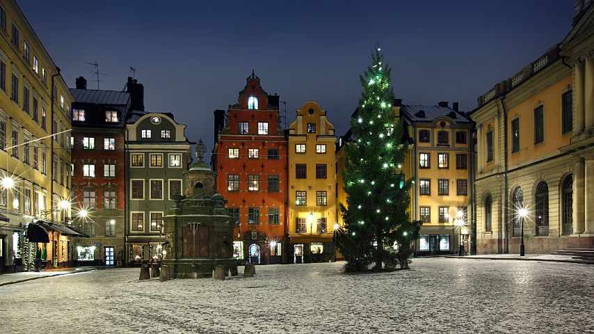 Stortorget is Malmö’s oldest and historic town square, where you'll find the Malmö Radhus, its historic city hall.