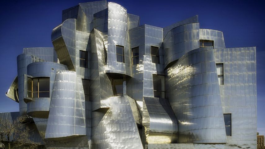 You'll also find in Minneapolis the Weisman Art Museum, a teaching art museum that houses over 25,000 artworks.