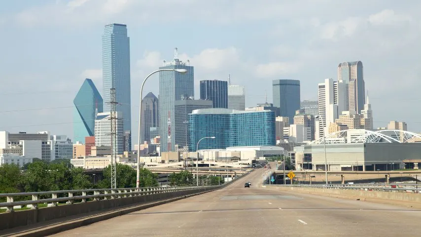 Downtown Dallas is just 20 minutes away from Wilmer.