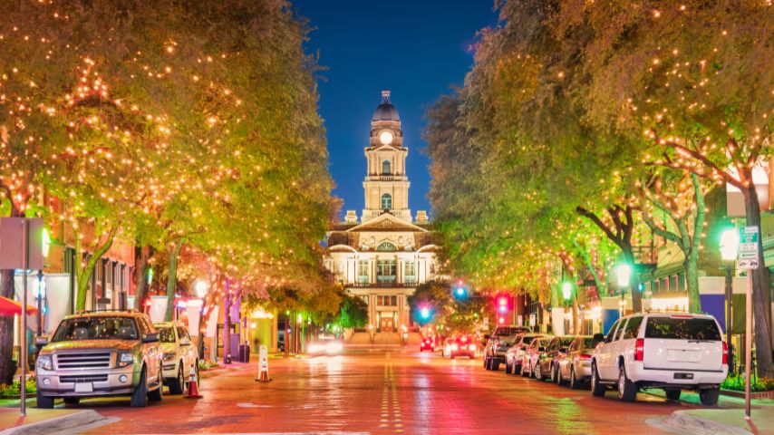 Fort Worth has a vibrant downtown but it is generally more relaxed compared to the big city vibes of Dallas.