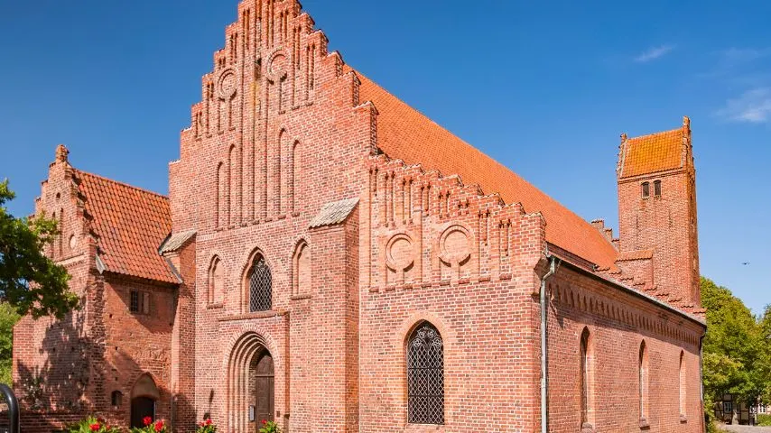 Greyfriars Abbey was built by Franciscan monks in the 1200s